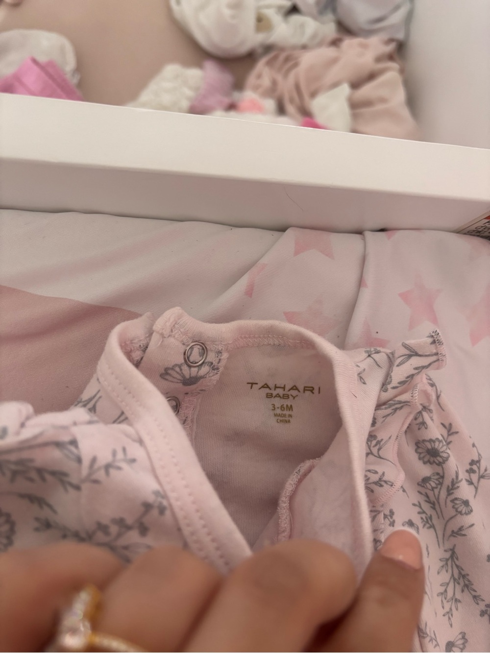 Tahari Pink Floral Ruffle Matching Set - Picture 3 of 3